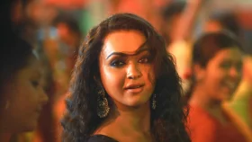 ফাগুন মাসে আগুন ঝলক কৌশানীর! &nbsp;