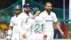 ২৪ বলে ০ রানে ফিরলেন জাকির