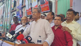 শেখ হাসিনাকে ফিরিয়ে আনতে ভারতকে চিঠি দিতে হবে: মির্জা ফখরুল