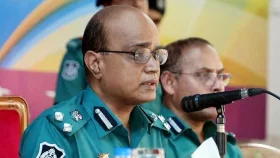 পুলিশের প্রতি জনগণের আস্থা ফিরিয়ে আনার চেষ্টা করছি: ডিএমপি কমিশনার