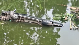 মক্তব থেকে বাড়ি ফিরছিল ৫ শিশু, ওপর দিয়ে উঠে গেল মাইক্রোবাস