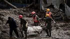 নেপালে বন্যায় মৃত্যু বেড়ে ১২৯, স্কুল বন্ধ ঘোষণা