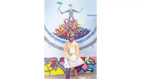 ইসলামি শিল্পের বিকাশে অনুর ক্যালিগ্রাফি
