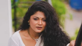 শাড়ি চেঞ্জ করার সময় ছেলেটি রুমে ঢুকে পড়ে: মৌসুমী হামিদ