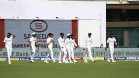 সকাল থেকেই কানপুরের আকাশে রোদ