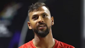 ফ্লাডলাইট নিভে যাওয়ায় সেঞ্চুরি হলো না পুরানের
