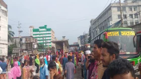 গাজীপুরে ফের শ্রমিকদের মহাসড়ক অবরোধ