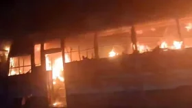 গাজীপুরে সড়ক দুর্ঘটনায় যুবকের মৃত্যু, ৩ বাসে আগুন