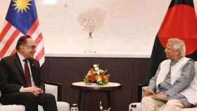 বাংলাদেশি শ্রমিকদের সুখবর দিলেন মালয়েশিয়ার প্রধানমন্ত্রী