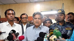 জাহাজ ক্রয়ে দুর্নীতির প্রশ্নে যা বললেন নৌপরিবহন উপদেষ্টা