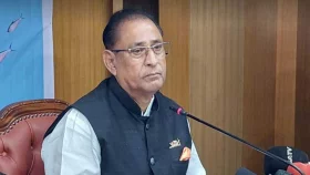 সাবেক প্রাণিসম্পদমন্ত্রীসহ তিন জনের দেশত্যাগে নিষেধাজ্ঞা