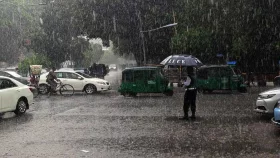 ঢাকাসহ বিভিন্ন অঞ্চলে বৃষ্টির আভাস