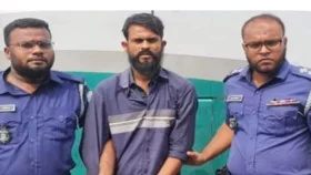 প্রতিমা ভাঙচুরের অভিযোগে &lsquo;যুবলীগ কর্মী&rsquo; গ্রেপ্তার
