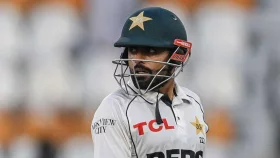 সাড়ে ছয়শ দিন কাটল, একটাও ফিফটি পেলেন না বাবর!