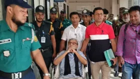 মুক্তি পেয়ে বাড়ি ফিরলেন সাবেক মন্ত্রী মান্নান