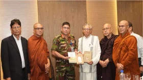 সেনাপ্রধানের সঙ্গে বাংলাদেশ বুদ্ধিস্ট ফেডারেশনের প্রতিনিধি দলের সাক্ষাৎ