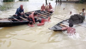 পূজায় যাওয়ার সময় নৌকা ডুবে ফুফু-ভাতিজার মৃত্যু