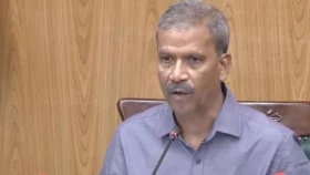 একুশে বইমেলায় স্টল ভাড়া কমানো হবে: আসিফ নজরুল
