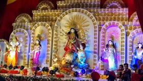 শারদীয় দুর্গোৎসবের আজ মহানবমী