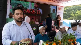 বেরোবিতে দেওয়া সম্মাননা প্রত্যাখ্যান করলেন উপদেষ্টা নাহিদ