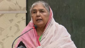 যেভাবে &lsquo;অগ্নিকন্যা&rsquo; হয়ে উঠেন মতিয়া চৌধুরী