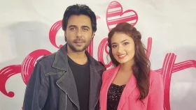 অপূর্ব ভাইয়ার চোখে চোখ রাখা কঠিন: ফারিণ