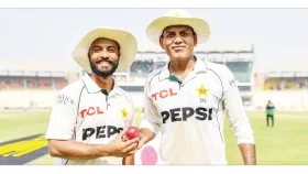 &lsquo;স্পেশাল&rsquo; জয় পেল পাকিস্তান