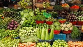 দেশীয় নিত্যপণ্যও এখন নাগালের বাইরে