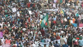 সরকারের আশ্বাসে ৭ ঘণ্টা পর শাহবাগ ছাড়লেন আন্দোলনকারীরা
