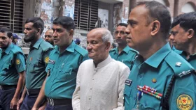 হত্যা মামলায় কামাল আহমেদ মজুমদার তিন দিনের রিমান্ডে