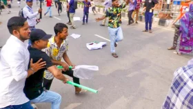সাকিব ইস্যুতে মিরপুরে আবার হট্টগোল