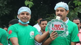 এপিএস ফরিদের &lsquo;ক্লিন&rsquo; প্রতারণা