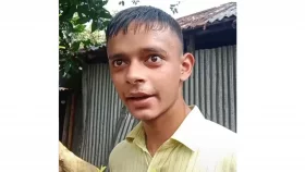 মোবাইল না বলে নেওয়ায় গলা কাটল চাচাতো ভাই
