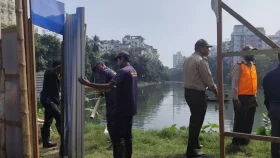 দখলমুক্ত করতে রাজধানীর গুলশান লেকে অভিযান