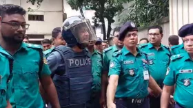 ৫ দিনের রিমান্ডে ব্যারিস্টার সুমন