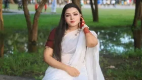 'শখের পুরুষ আমাকে দুনিয়া ছাড়তে বাধ্য করছে'
