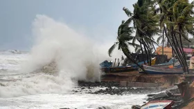 ১৪ জেলায় ৩ ফুট জলোচ্ছ্বাসের শঙ্কা, সতর্কতা জারি