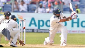 ক্যারিয়ারের 'সবচে বাজে শট খেলে আউট' কোহলি
