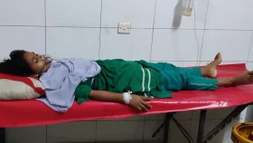 এইচপিভি টিকা নিয়ে অসুস্থ ১৮ শিক্ষার্থী, চিকিৎসকের দাবি ভয় পেয়েছে&nbsp;