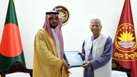 বাংলাদেশে আরও বেশি সৌদি বিনিয়োগ চান ড. ইউনূস