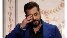 রাতে ঘুমাতে পারছেন না সালমান, কাকে ফোনে দেন?