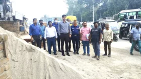 রাস্তায় মানুষ ও যানবাহন চলাচল ব্যাহত করলেই শাস্তি