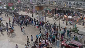 রাস্তায় জনদুর্ভোগ না করে শিক্ষার্থীদের শিক্ষাঙ্গনে ফেরার অনুরোধ