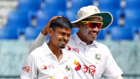 ২ রানের জন্য &lsquo;ডাবল সেঞ্চুরি&rsquo; হলো না তাইজুলের