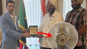 নির্ধারিত সময়ে কাজ শেষ করায় ঠিকাদারকে কোটি টাকার ঘড়ি উপহার!