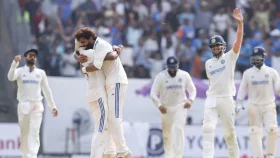 নিউজিল্যান্ডকে আড়াইশও করতে দিল না ভারত