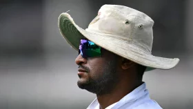 ঋণের টাকা ফেরত না দেওয়ায় সাকিবের কম্পানিকে আইনি নোটিশ
