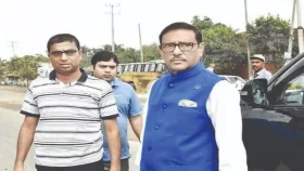 মাথায় কাদেরের হাত তাতেই শতকোটি