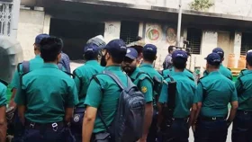 জাতীয় পার্টির কার্যালয়ের সামনে অতিরিক্ত পুলিশ মোতায়েন