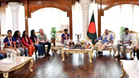 প্রধান উপদেষ্টাকে যা বলে এলেন সাফ চ্যাম্পিয়নরা